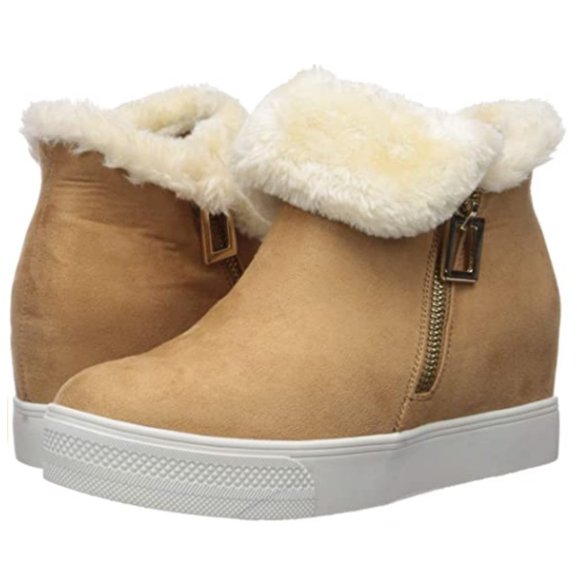 Rock and Candy by Zigi Shoes - Rock & Candy by Zigi Women's Ethell Ankle Boot - Size 6 - Great Condition!